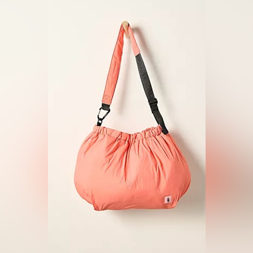 NWT FREE PEOPLE MOVEMENT REST DAY CARRYALL BAG FLAME